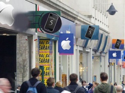 Евросоюз заподозрил Apple в нечестной продаже iPhone