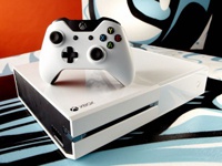 Microsoft Xbox One сможет воспроизводить контент прямо с USB-накопителя