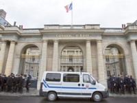 Во Франции запретили отключать от интернета за незаконное скачивание