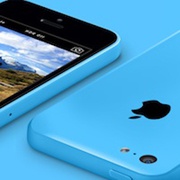 Как Apple удается продавать iPhone по завышенным ценам?