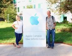 Обзор iPhone X от дочери работника компании