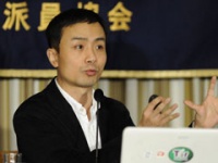 Заблокированный на Facebook блогер сравнил себя с собакой Цукерберга