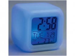 В интернете появились дизайнерские модели домашних метеостанций