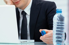 Уволенный за просмотр порно менеджер отсудил у компании 10 тысяч долларов