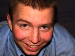 В США снова будут судить информатора WikiLeaks