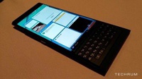 Качественные фото Android-слайдера BlackBerry Venice