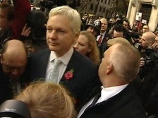 "Шпионские материалы" главы WikiLeaks предупреждают: за вами следят