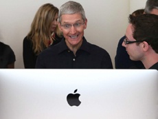 Акции Apple поставили новый рекорд стоимости