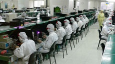Председатель Foxconn раскритиковал идею постройки завода iPhone в США