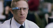 Очки Google Glass помогли врачу спасти жизнь пациента
