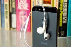 Apple хочет отказаться от 3,5-мм аудиоразъема у iPhone и iPad в пользу Lightning-интерфейса