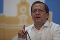 Неизвестные взломали почту главы МИД Эквадора