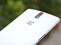 Китайская и международная версии OnePlus One имеют небольшие различия