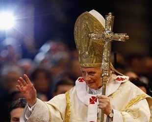 Папа Римский опубликовал свой первый твит на латыни