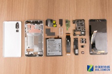 Безрамочный Sharp Aquos S2 попал в руки ремонтников