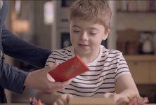 Nokia предлагает применять свои смартфоны в качестве пустышки для детей