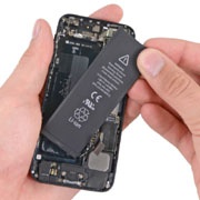 Программа Apple по замене аккумуляторов iPhone 5 продлена