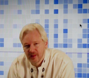 Wikileaks рассказал о секретной встрече Ассанжа с топ-менеджером Google