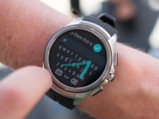 Последние ошибки Android Wear способствуют росту продаж Apple Watch