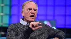 Бывший CEO Apple рассказал, как сделать iPhone еще лучше