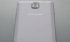 Samsung GALAXY S5 выйдет в пластике