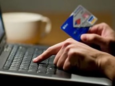 Женщина отдала 24 000 за несуществующий трактор