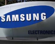 Samsung научилась сгибать и складывать смартфоны