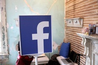 Американцы остались недовольны Facebook и LinkedIn