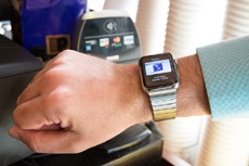Четыре из пяти владельцев Apple Watch пользуются Apple Pay