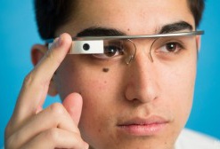 На эти фразы должны были отзываться очки Google Glass