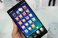 Lenovo показала новый 6-дюймовый планшетофон K920