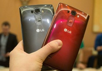 Первые отзывы об LG G FLex 2