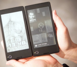 В России начались продажи YotaPhone