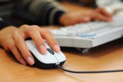 В США начали охоту на проплаченных интернет-троллей из России