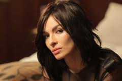 Мейхер шокирует, что кто-то выкладывает в Интернете ее личные фото