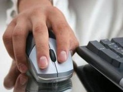 Шутники «разводят» киевлянок на интимные фото и выкладывают их в сеть