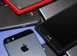 Смартфоны заняли почти половину рынка мобильных телефонов