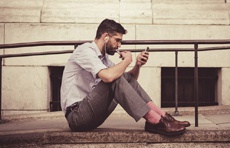 Смартфоны «подсадили» людей на новую зависимость