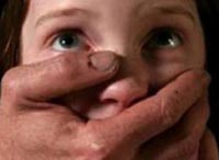 На Донетчине 12-летнюю девочку изнасиловал 23-летний друг по соцсети