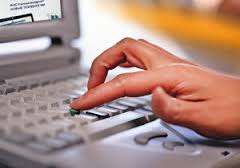 Харьковчанка, которой угрожает бывший парень, ищет защиты в соцсетях