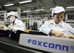 Foxconn нанимает 90 000 производственных рабочих для выпуска iPhone 5S