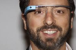 Производство очков Google Glass отдадут Motorola