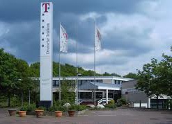 Скандал с прослушками: Deutsche Telekom будет маршрутизирировать email-трафик только по Германии