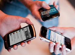 Мировые поставки смартфонов в 2013 году достигнут 950 млн единиц