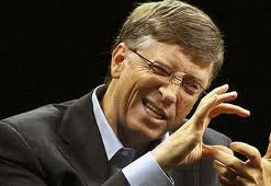 Билл Гейтс продолжает богатеть, раздавая деньги