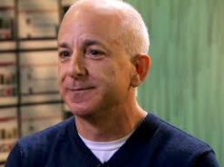 Бывший топ-менеджер Microsoft Стивен Синофски перешел на iPhone