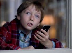 Мальчик подготовил ответ на «iPhone c контрактом»