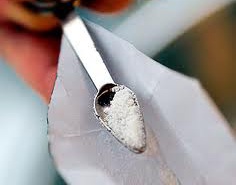 Парень через интернет продавал наркотики