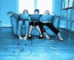 Россияне обошли европейцев по времени нахождения в социальных сетях