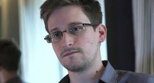 Эдварду Сноудену предложили стать блогером за 100 000 долларов